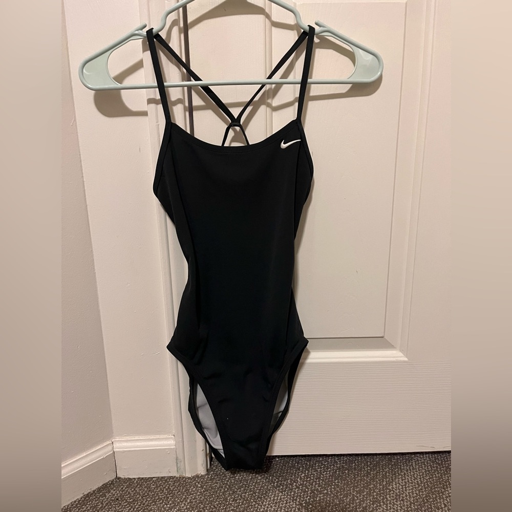 Nike one piece swim suit size 28